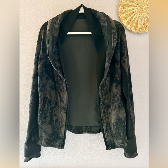 Lululemon To Class Jacket Sea Bed Black Deep Coal/Black Yoga Size 8 - Picture 5 of 8